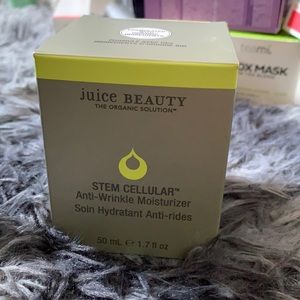 Juice beauty anti wrinkle moisturizer